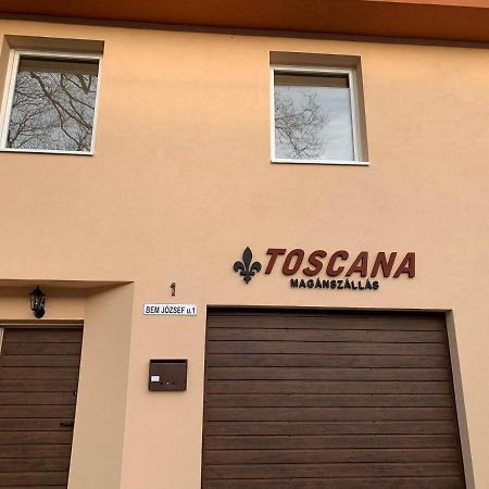 Toscana 4 デブレツェン エクステリア 写真