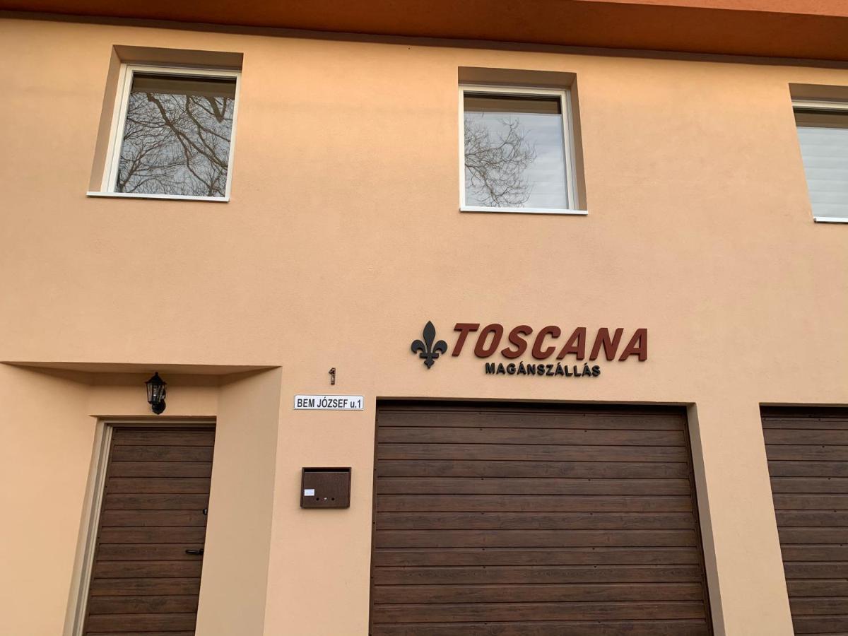Toscana 4 デブレツェン エクステリア 写真